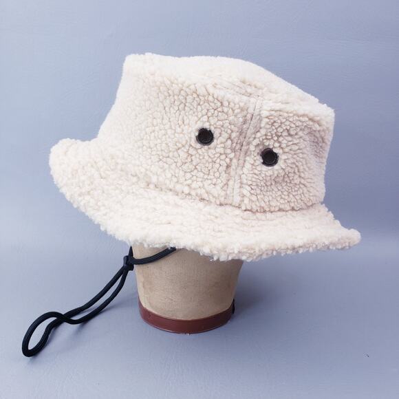 Kavu | Fur Ball Boonie Fleece Sherpa Bucket Hat - Picture 4 of 11